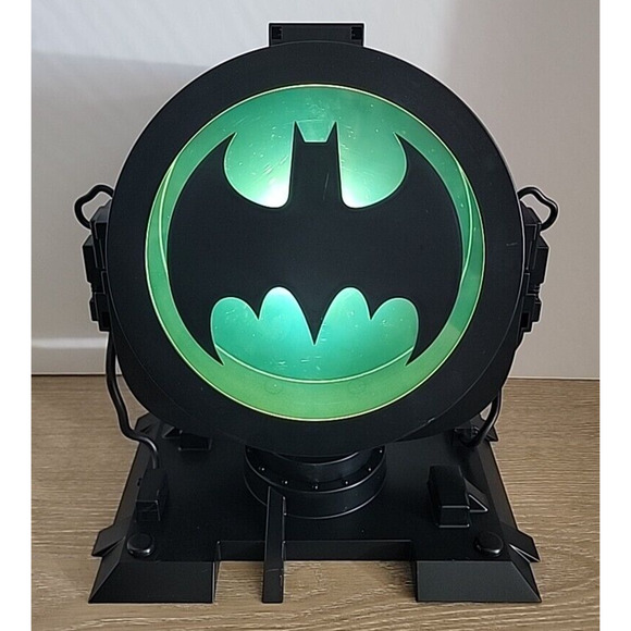 Batman Bat Signal AMC Popcorn Bucket DC Comics 85th Anniversary 2024 NEW/UNUSED - Picture 1 of 14